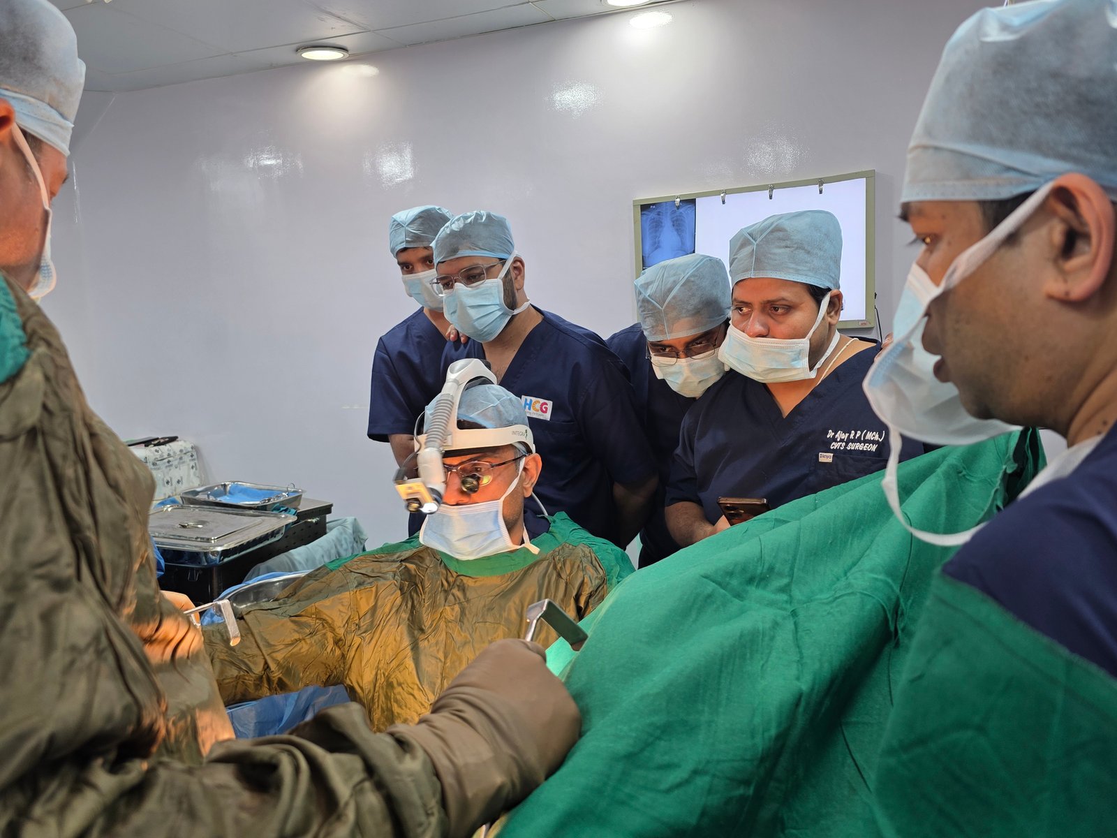 7 surgeons from different parts of country